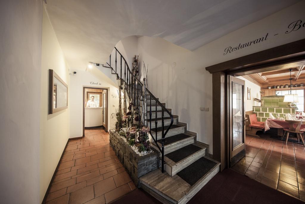 Gasthof Moarwirt Colle Isarco Exterior foto